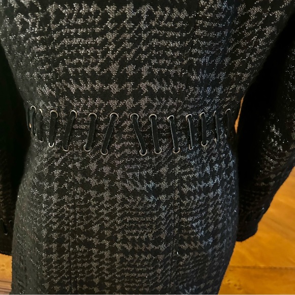 Elegant Black Houndstooth Women's Coat.Size M - Picture 3 of 6